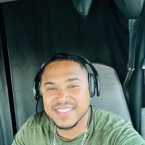 Meet your Posher, Gilbert